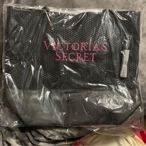 Victoria’s Secret weekend/ beach bag